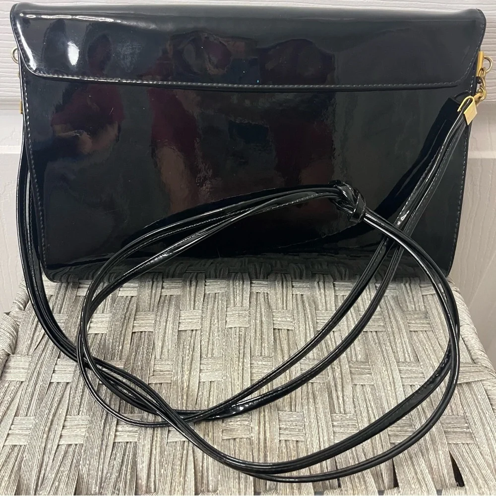 Koret Vintage Patent Leather Black Clutch Envelope Bag Strap Pockets Snap Close